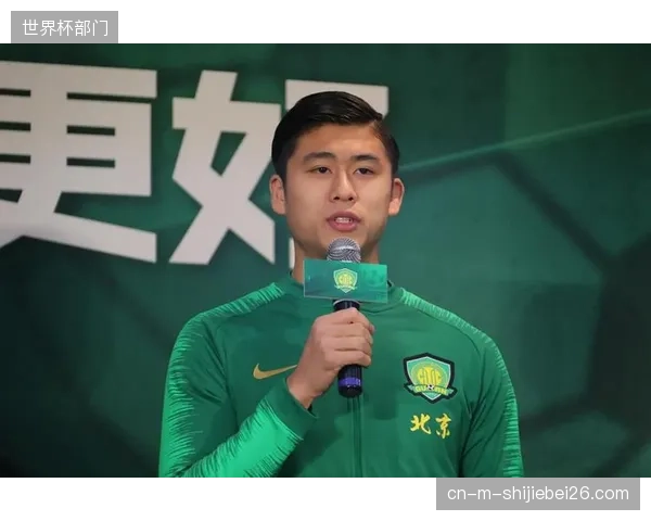张玉宁在北京国安队中贡献7粒进球，成为半程表现最出色的本土前锋之一。